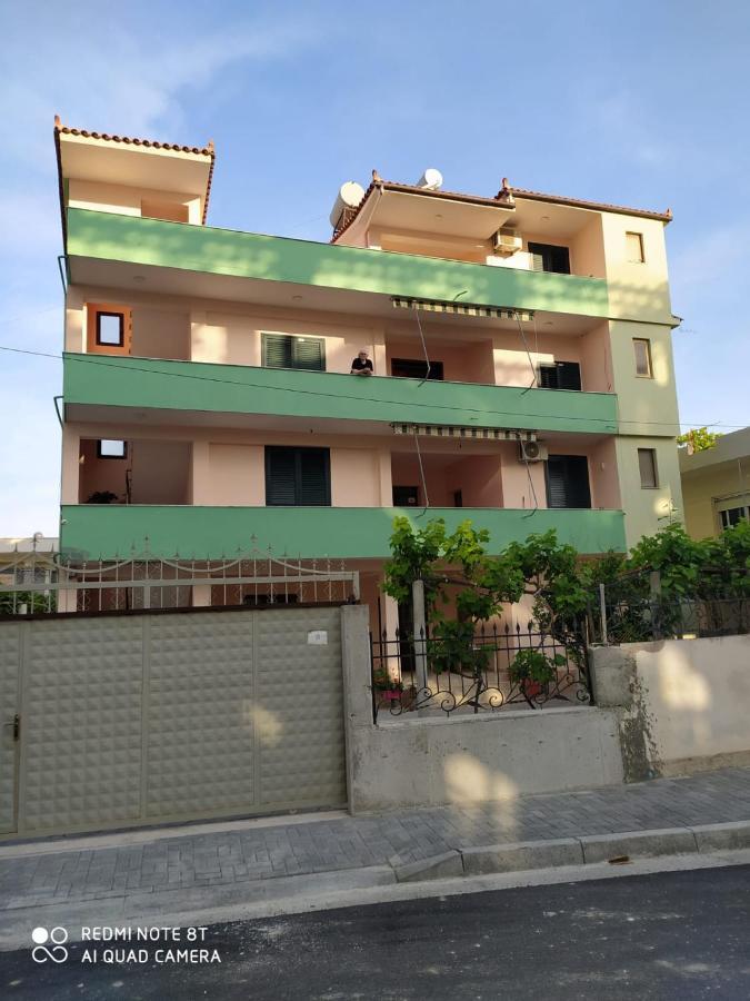 Vila Osmenaj Rent Room Or Apartment Vlore Exterior photo
