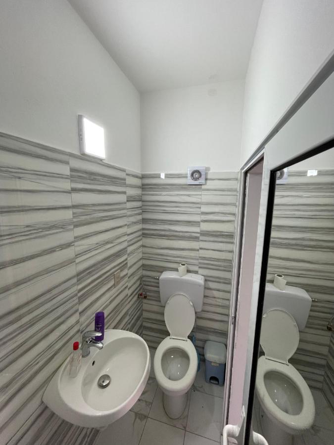Vila Osmenaj Rent Room Or Apartment Vlore Exterior photo
