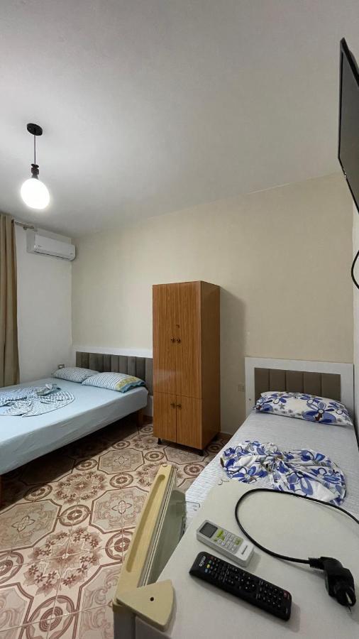 Vila Osmenaj Rent Room Or Apartment Vlore Exterior photo