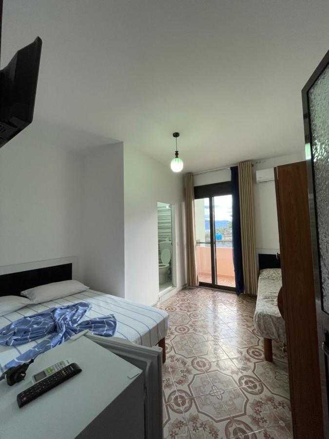 Vila Osmenaj Rent Room Or Apartment Vlore Exterior photo