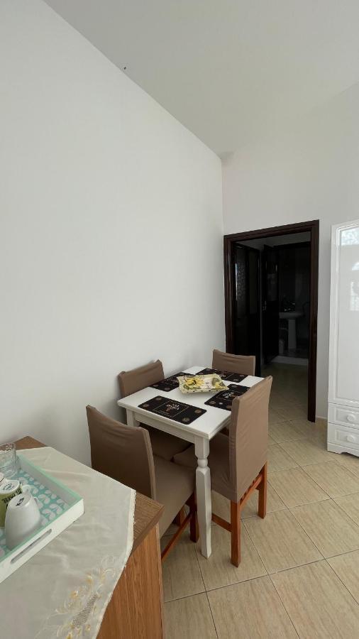 Vila Osmenaj Rent Room Or Apartment Vlore Exterior photo
