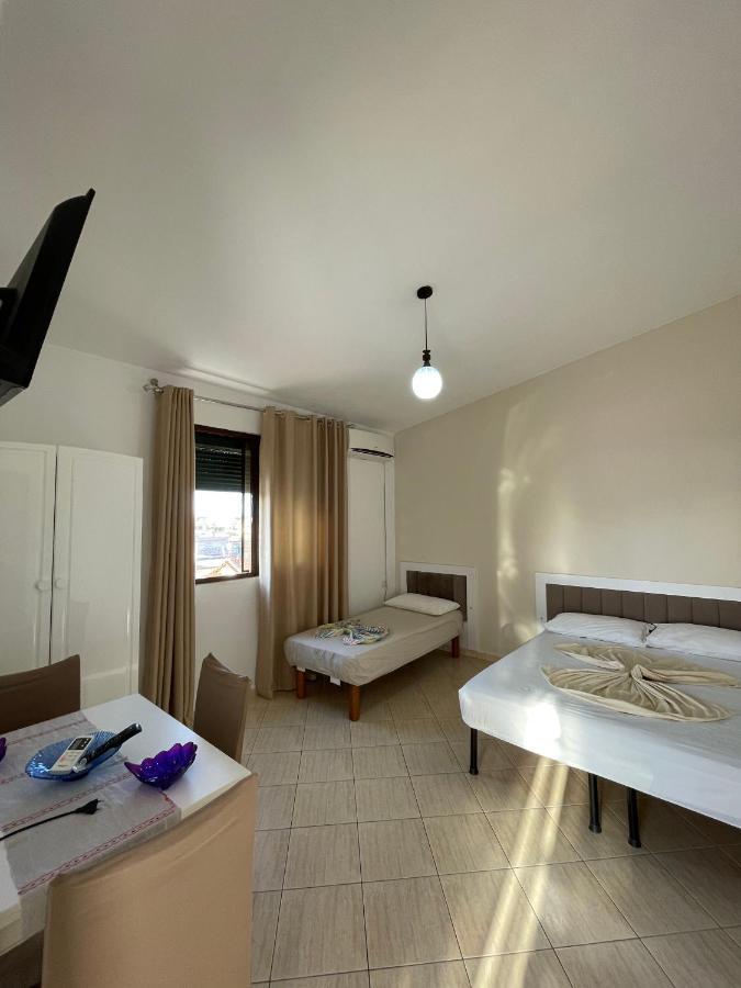Vila Osmenaj Rent Room Or Apartment Vlore Exterior photo